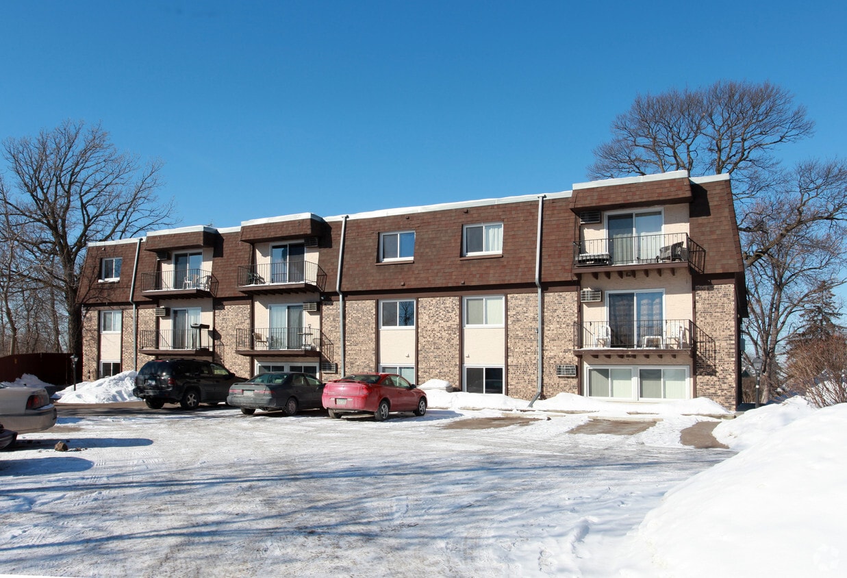 136 St, Excelsior, MN 55331 Apartments in Excelsior, MN