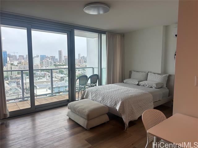 Foto del edificio - 1515 Liona St