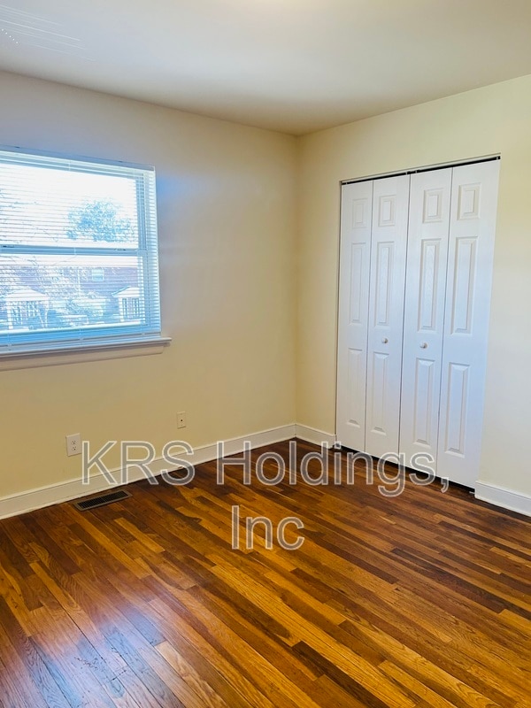 Building Photo - 5238 Goolsby Ct