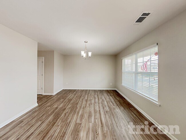 Building Photo - 2641 Cider Ridge Rd