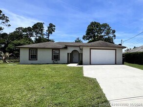 Building Photo - 1318 SW Bartell Ave