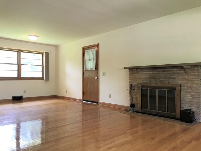 Foto del edificio - 4313 Wakefield St