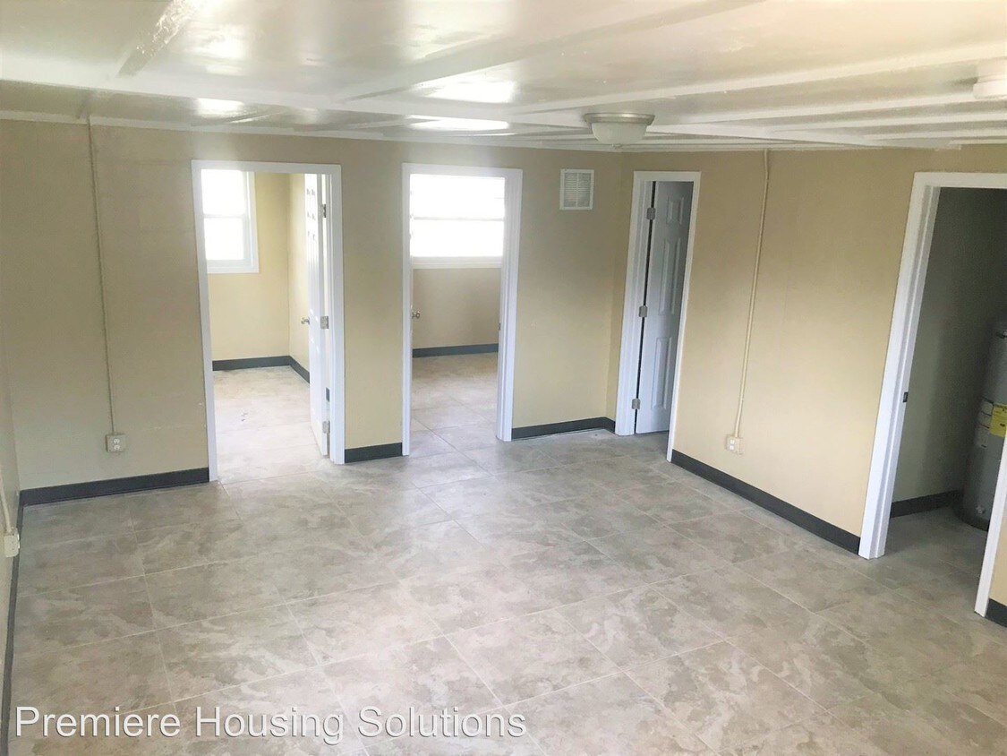 Foto principal - 2 br, 1 bath House - 14842 17th Street
