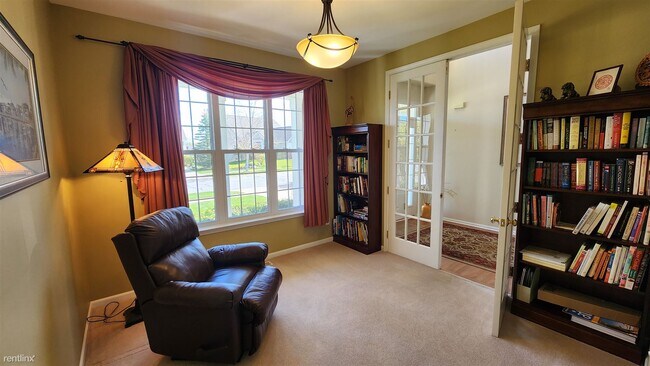 Foto del edificio - 4 br, 2.5 bath House - 7071 Wilson Dr