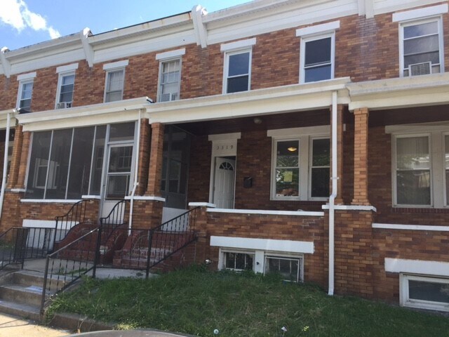 Primary Photo - 3319 Kenyon ave
