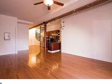 Foto del edificio - 828 N Hancock St