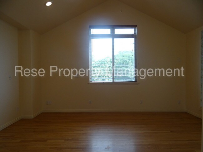 Fabulous Home With Mother In Law Apartment House For Rent West Building Photo Fabulous Home With Mother In Law Apartment