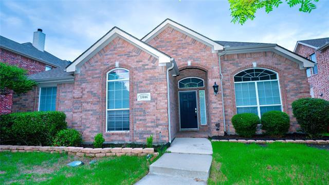 Building Photo - 15846 Grove Crest Dr