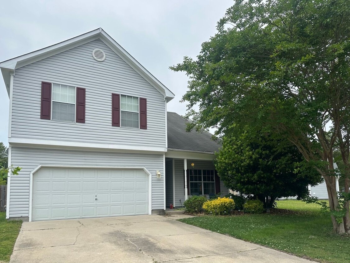 Primary Photo - 3 Bedroom 2.5 Bath Single Family Home