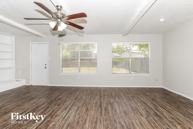 Building Photo - 22519 Rockgate Dr