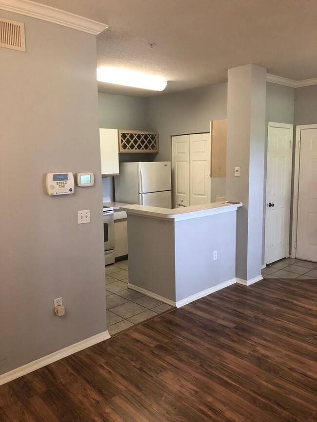 Building Photo - 2572 Robert Trent Jones Dr