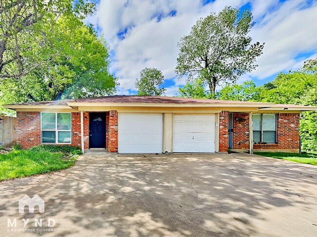 Foto del edificio - 1303 Berry Dr