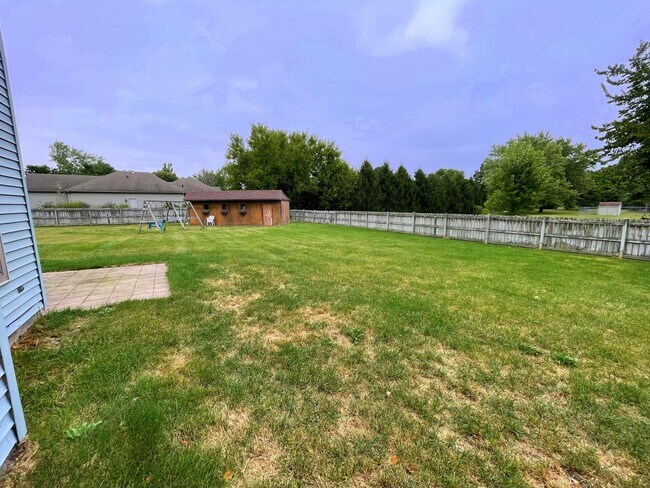 Foto del edificio - Country Charm Large 2-Bedroom Duplex in Mi...