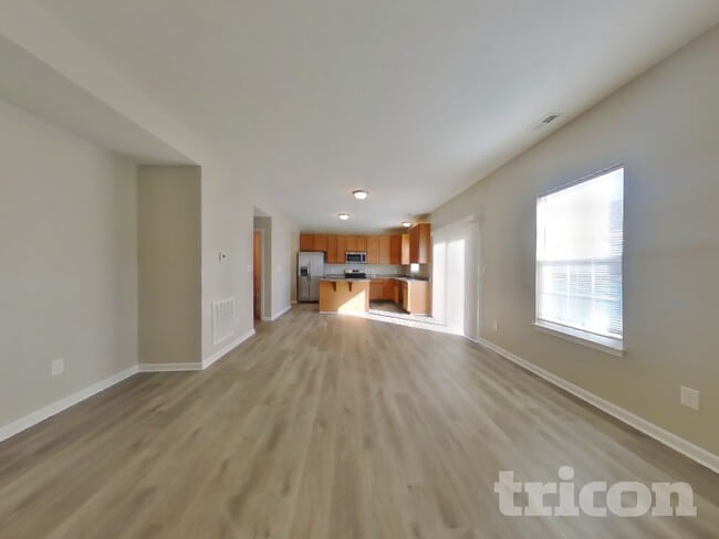 Foto del edificio - 8355 Burket Way