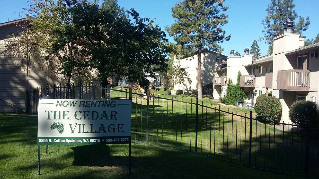 Foto principal - 8805 N Colton St