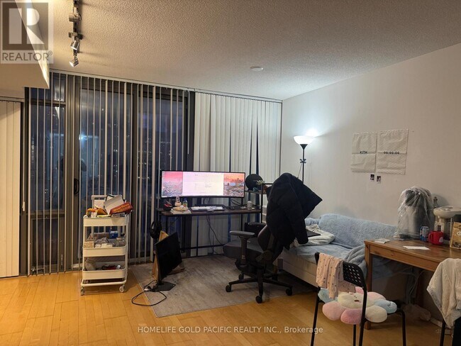 Photo du bâtiment - 38 Grenville St