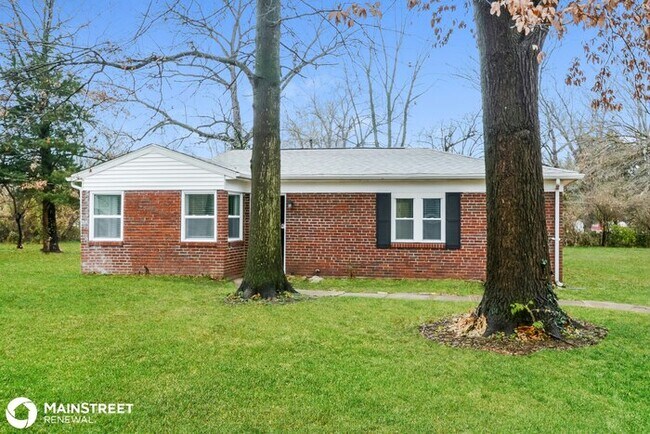 Foto del edificio - 533 Ford Dr