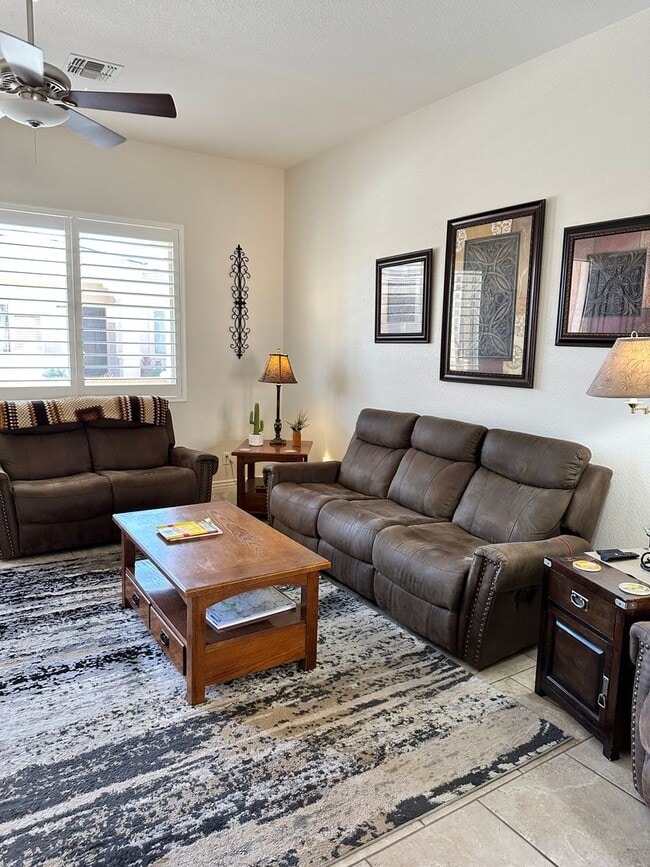 Building Photo - Summer short term furnished rental