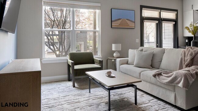 Foto del edificio - 2550 Blackmon Dr