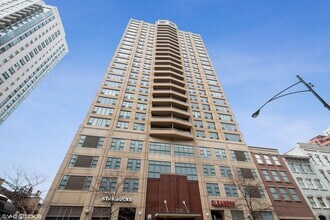 Building Photo - 200 N Jefferson St