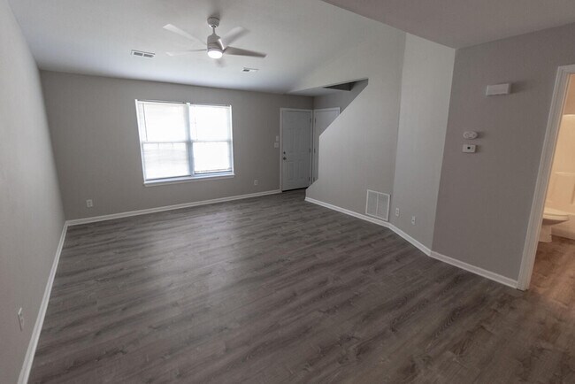 Building Photo - 1607 Bold Ruler Ct