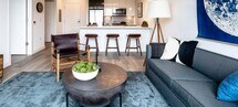 Foto principal - 738 W Sheridan Rd
