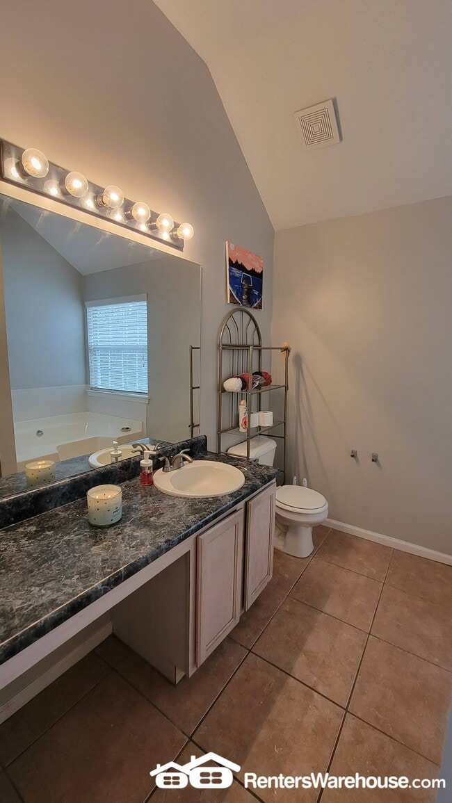Building Photo - 3045 Stonebridge Creek Dr