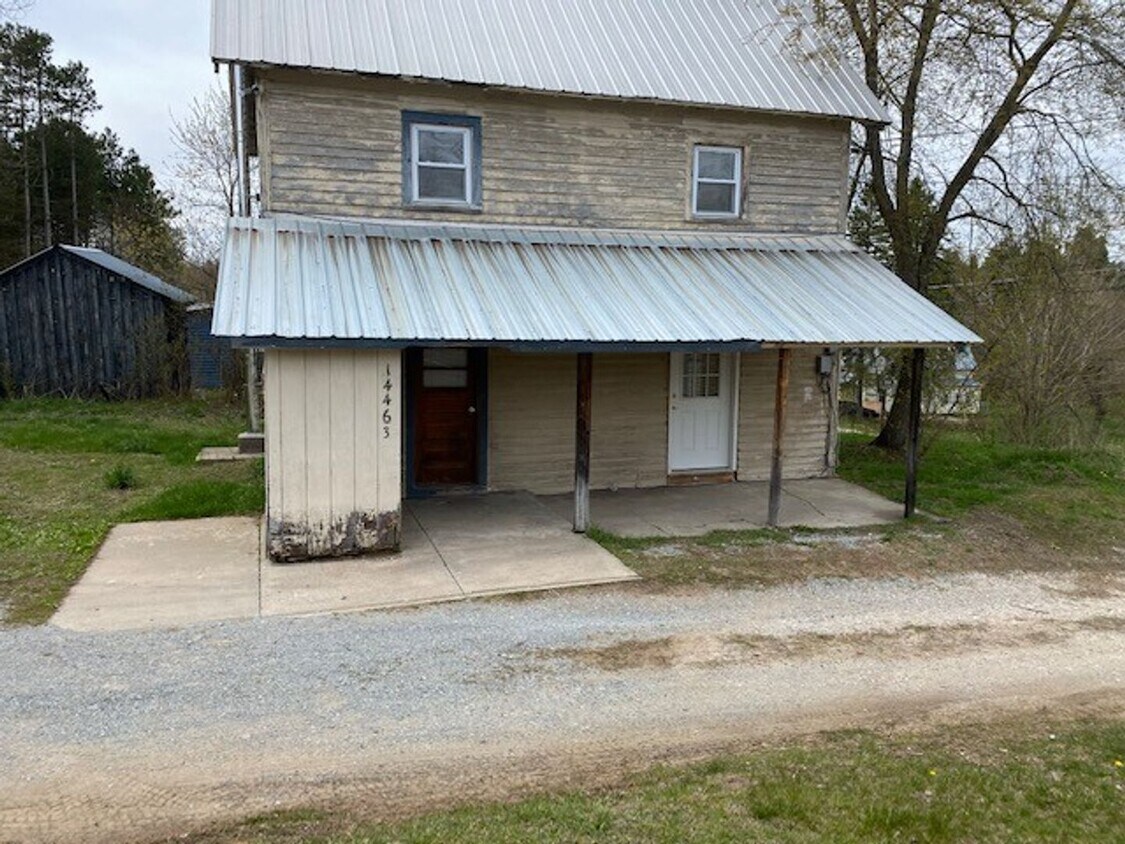 Primary Photo - 14463 Maple St