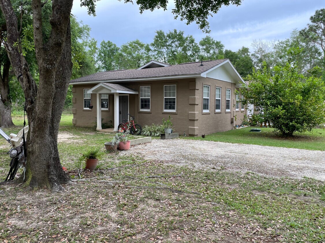 11921 Woodland Ave, Foley, AL 36535 Townhome Rentals in Foley AL