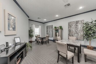 Building Photo - The Flats at Sugarland