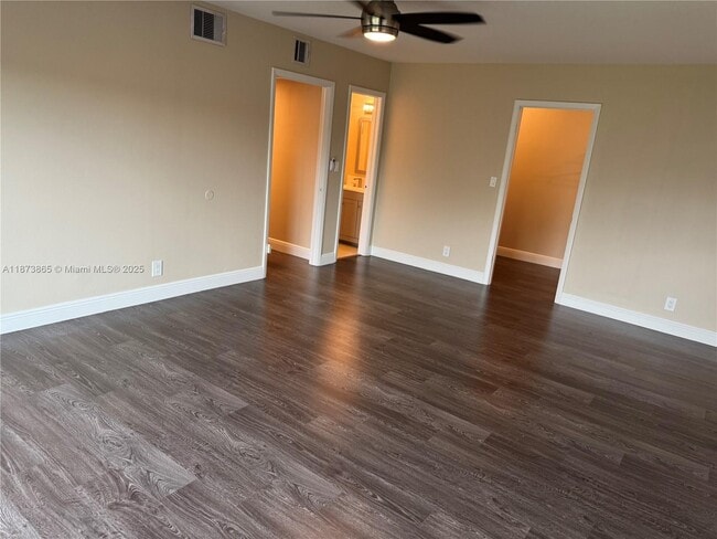 Foto del edificio - 9450 SW 61st Way