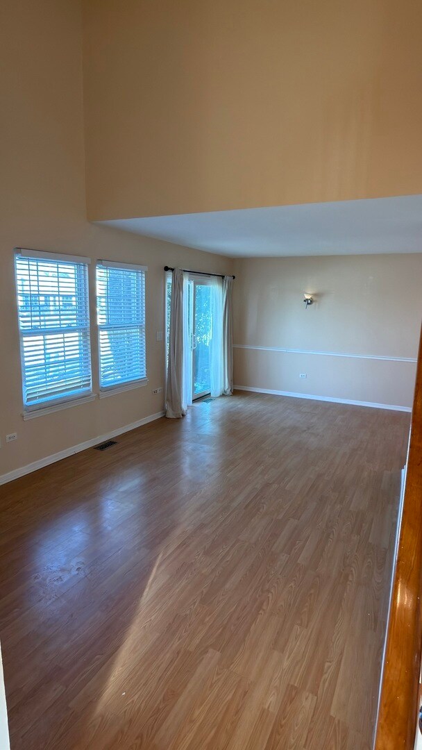 Foto del edificio - 8114 160th St