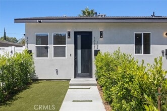 Building Photo - 7647 Melvin Ave