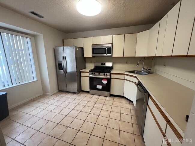 Foto del edificio - 89 Gate House Ln