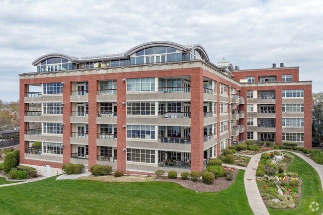Stone Harbor Condominiums