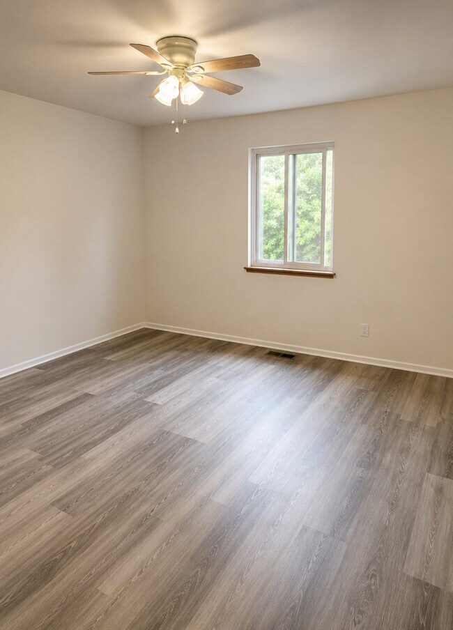 Foto del edificio - 21253 Chardon Rd