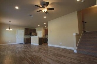 Building Photo - 7912 Branch Way