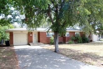 Building Photo - 4317 Clay Ave