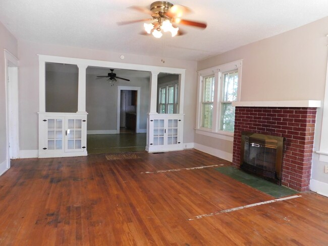 Foto del edificio - Cute 3 Bedroom 2 Bath House
