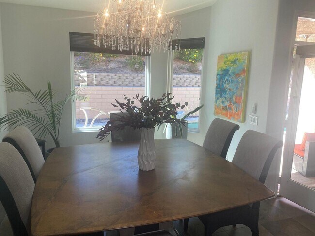 Foto del edificio - 371 Cypress Point Dr