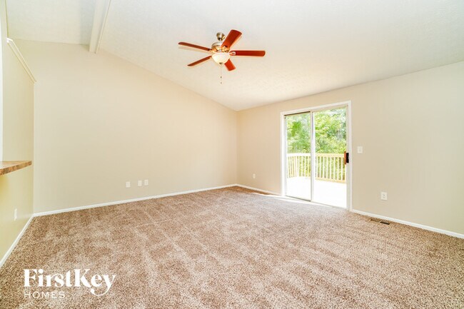Building Photo - 4925 River Trail Ct