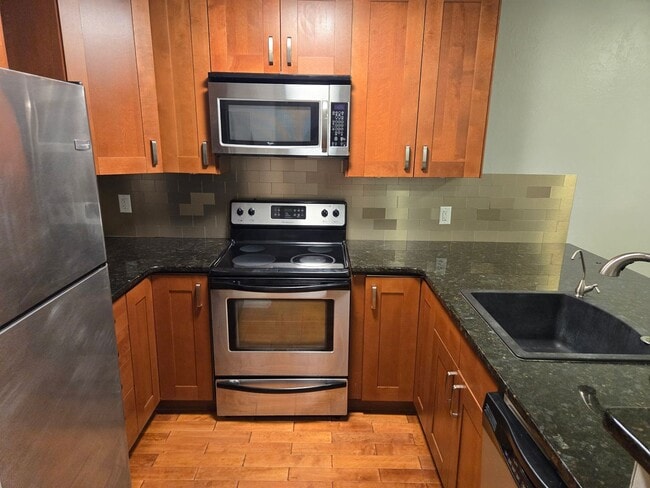 Foto del edificio - 2BR/2BA just minutes from Shands Hospital ...