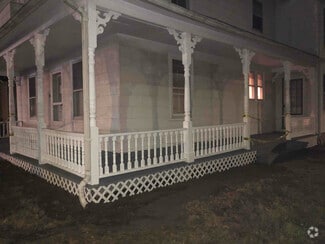 Building Photo - 657 S Main St