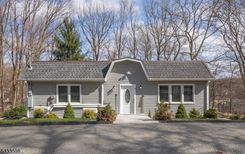 Foto principal - 13 Coolidge Trail