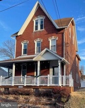 Building Photo - 326 Walnut St