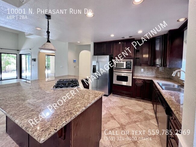 Building Photo - 10001 N Pheasant Run Dr