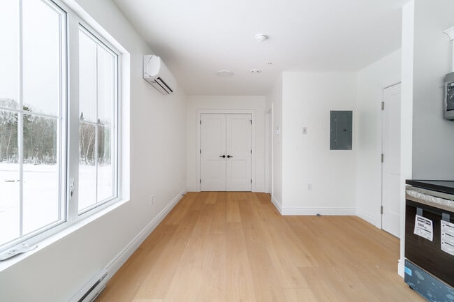 Building Photo - Apartement