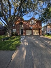 Building Photo - 4030 Harwood Dr