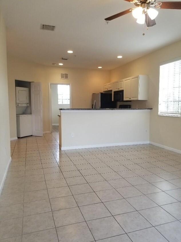 2012 Freeport Dr, Riviera Beach, FL 33404 - Condo for Rent in Riviera ...