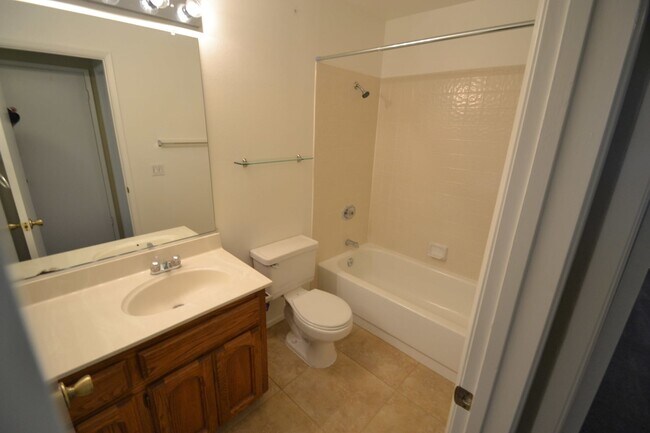 Building Photo - 8931 Sonoma Valley Way